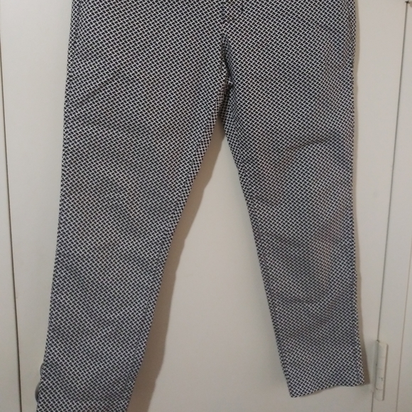 KHAKIS by GAP SLIM CITY CROP - Picture 1 of 4